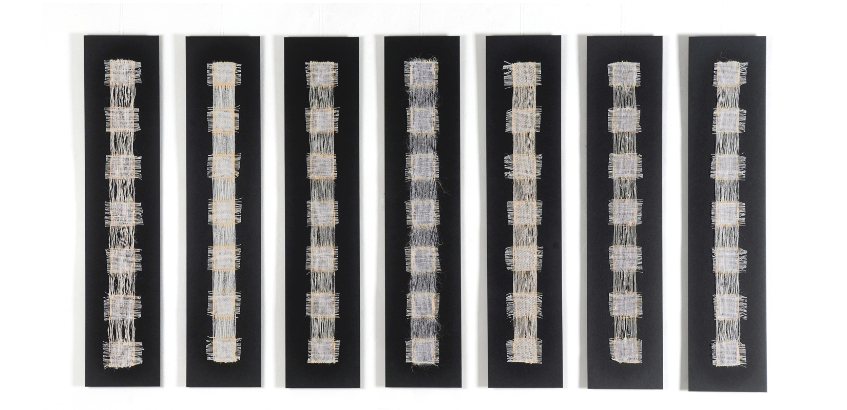 "RT-s"size: 135x81cm
